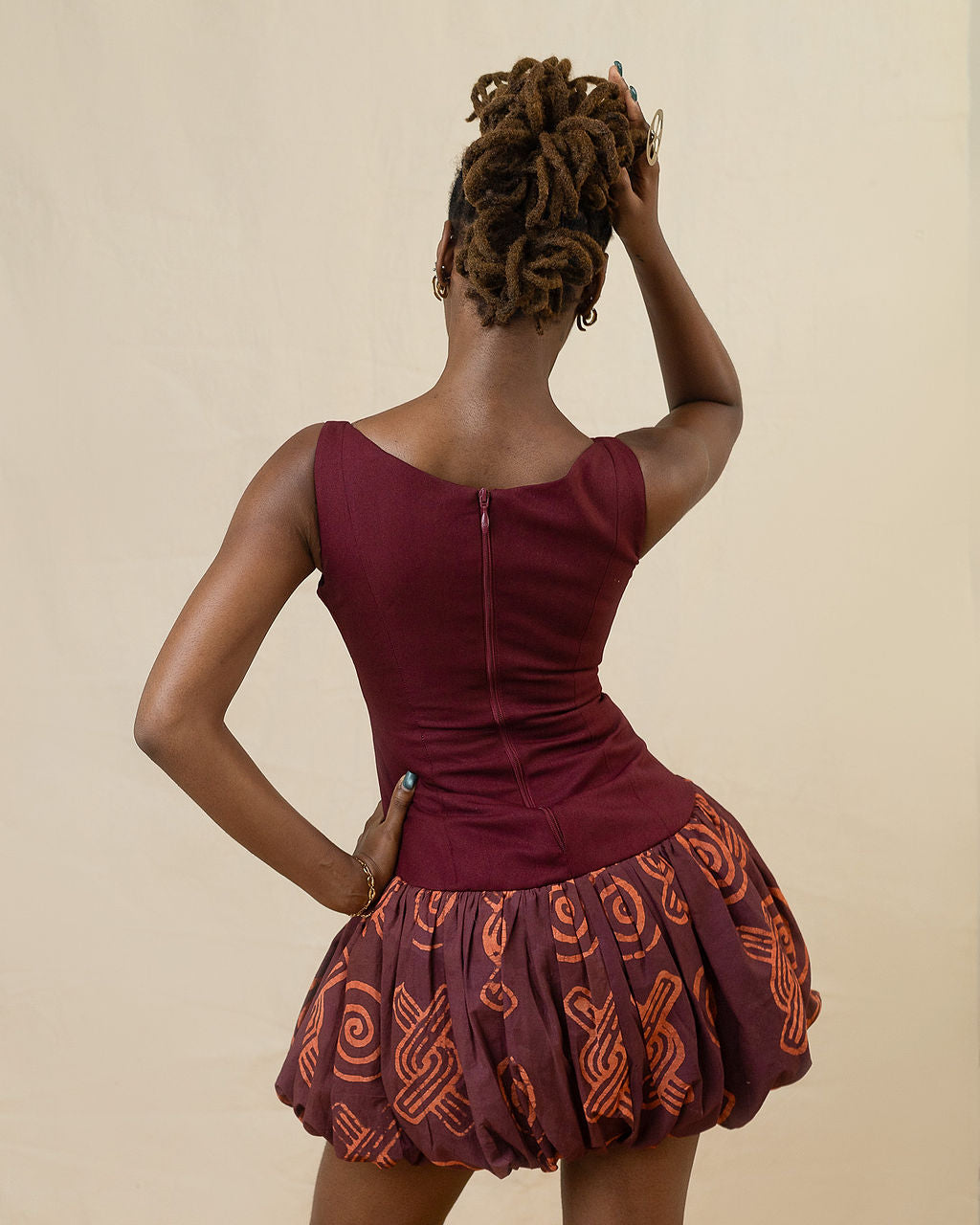 Àṣẹ Dress